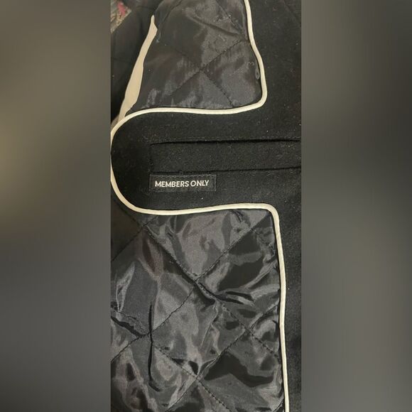 NWT Member’s Only Women’s Sherpa Baseball Jacket Chocolate Ivory Various Sizes - Picture 8 of 10